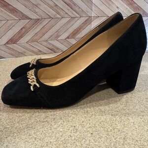 Size 9 Ann Taylor Chain Block Heel pumps black